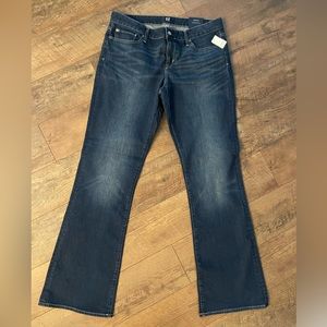 NWT! Gap Flare Jean. Size 14/32 Tall.